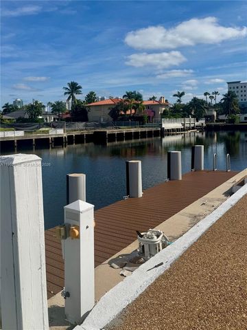 16453 NE 33rd Ave 1, North Miami Beach, FL 33160