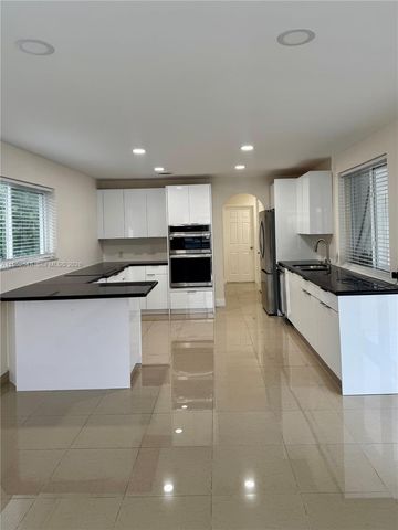 16453 NE 33rd Ave 1, North Miami Beach, FL 33160