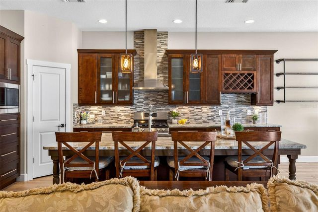 315 S GLEN ARVEN AVENUE, Temple Terrace, FL 33617