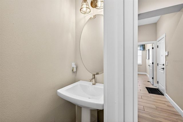 315 S GLEN ARVEN AVENUE, Temple Terrace, FL 33617