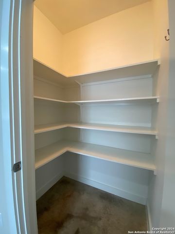 330 Clay St Unit 28, San Antonio, TX 78204