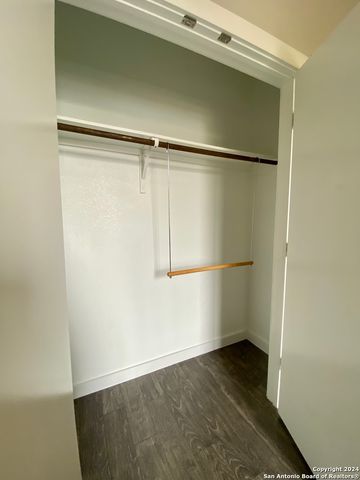 330 Clay St Unit 28, San Antonio, TX 78204