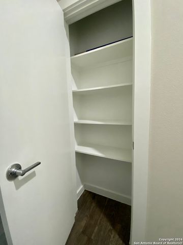 330 Clay St Unit 28, San Antonio, TX 78204