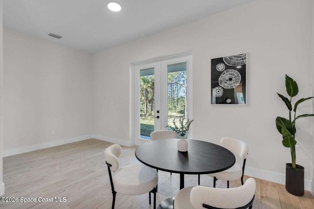 113 Crescent Street SE, Palm Bay, FL 32909