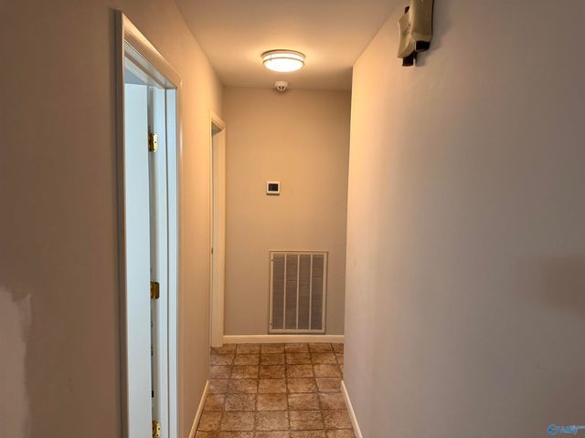 2104 Pinehurst Street SW, Hartselle, AL 35640