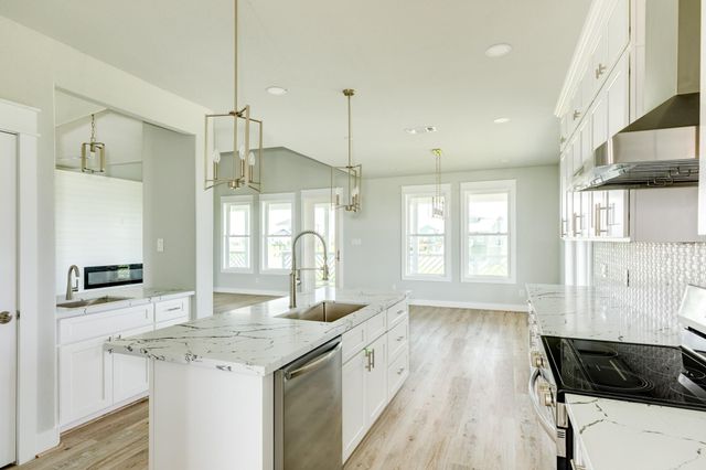 18821 Warrior Road, Galveston, TX 77554