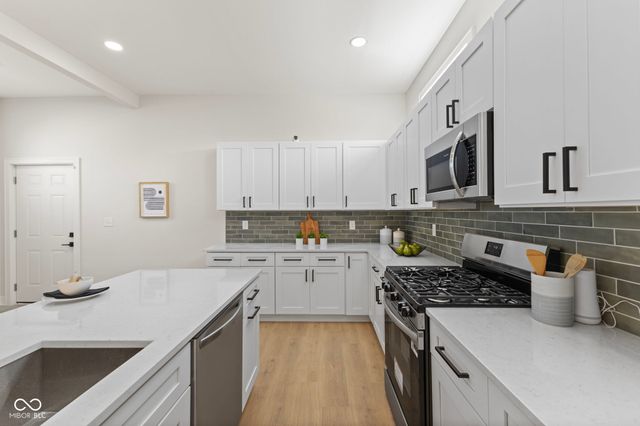 1405 Deloss Street, Indianapolis, IN 46201