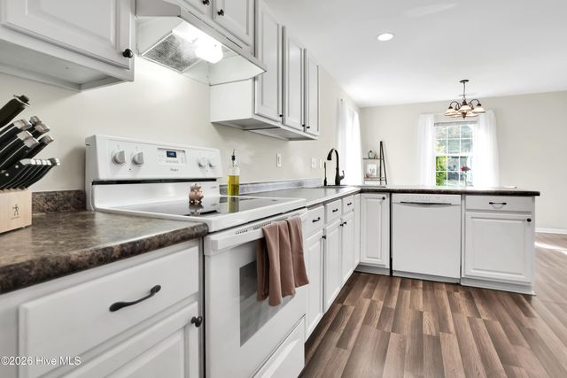 1438 Washington Acres Road, Hampstead, NC 28443