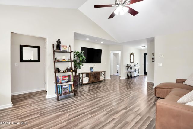 1438 Washington Acres Road, Hampstead, NC 28443