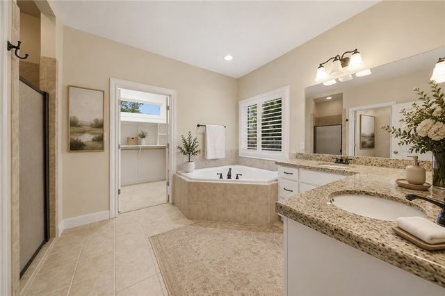2424 Dillon Street, Brenham, TX 77833