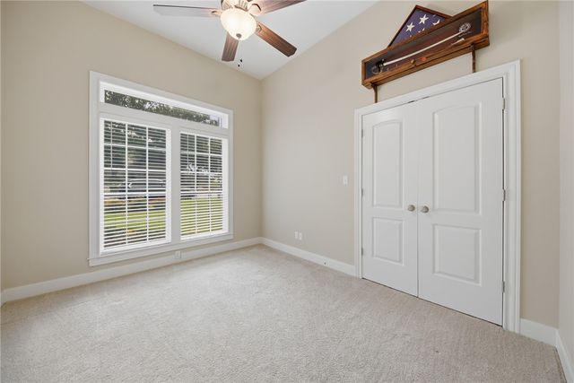 2424 Dillon Street, Brenham, TX 77833
