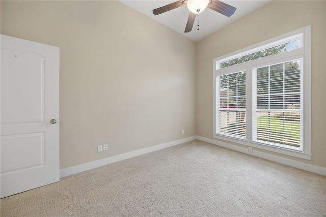2424 Dillon Street, Brenham, TX 77833