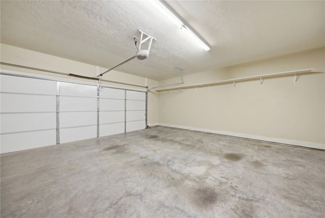 2424 Dillon Street, Brenham, TX 77833