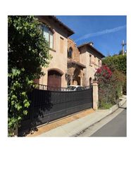 1191 N Bundy, Los Angeles, CA 90049