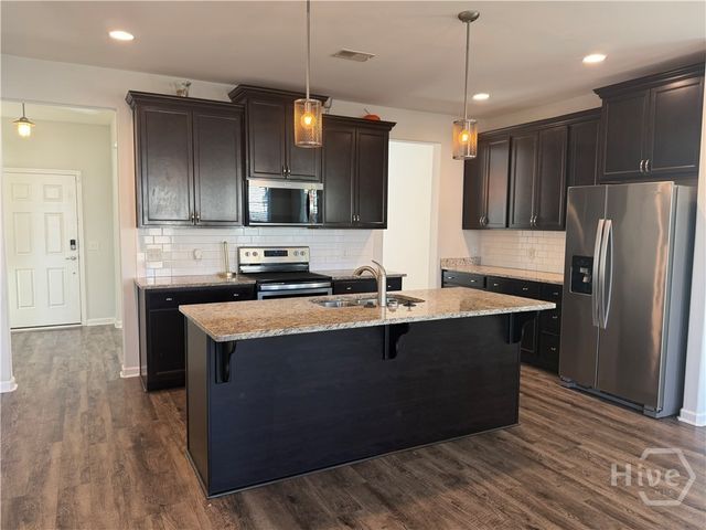 7 Mirror Lake Drive, Port Wentworth, GA 31407