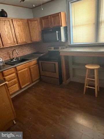 6003 N MASCHER ST, Philadelphia, PA 19120