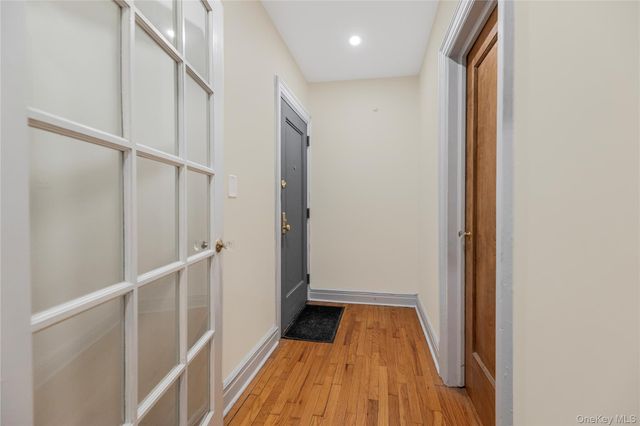 26 Pondfield Road 1D, Bronxville, NY 10708