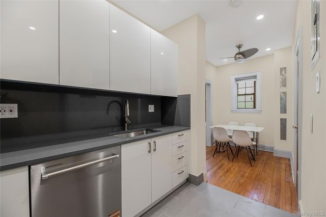 26 Pondfield Road 1D, Bronxville, NY 10708