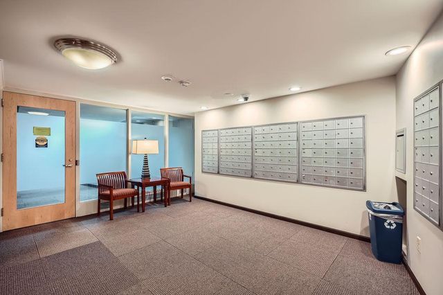 66 9th Street E 1305, Saint Paul, MN 55101