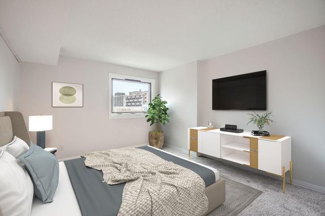 66 9th Street E 1305, Saint Paul, MN 55101