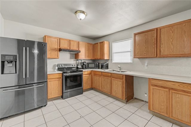 3821 Lincoln St, Corpus Christi, TX 78415