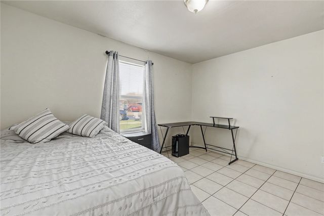 3821 Lincoln St, Corpus Christi, TX 78415