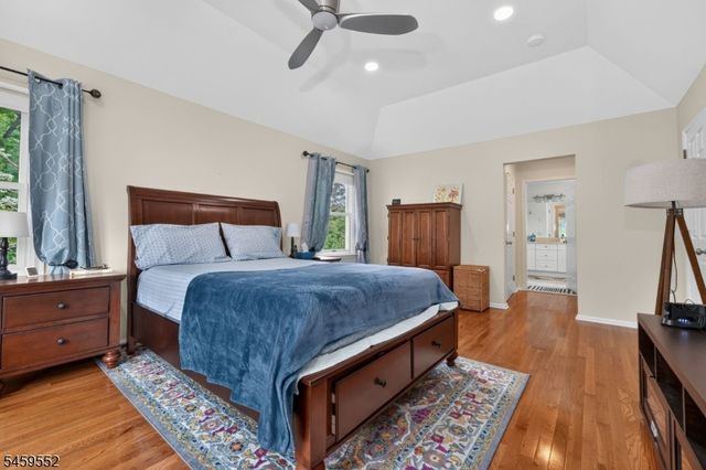 6 Chaucer Dr, Clinton Twp., NJ 08801