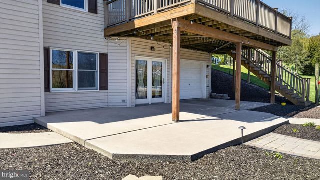 1044 LONG LANE RD, Kutztown, PA 19530