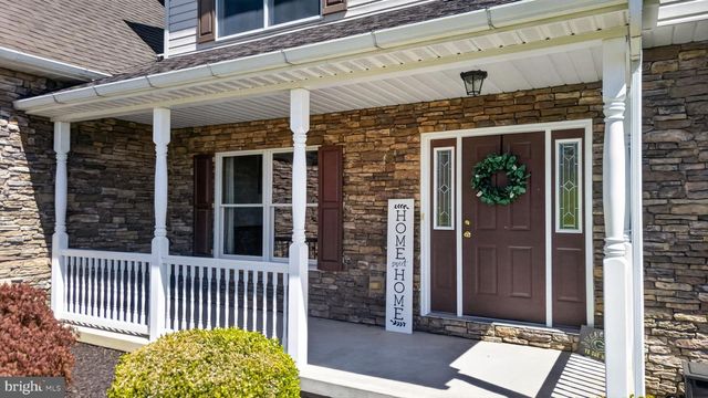1044 LONG LANE RD, Kutztown, PA 19530