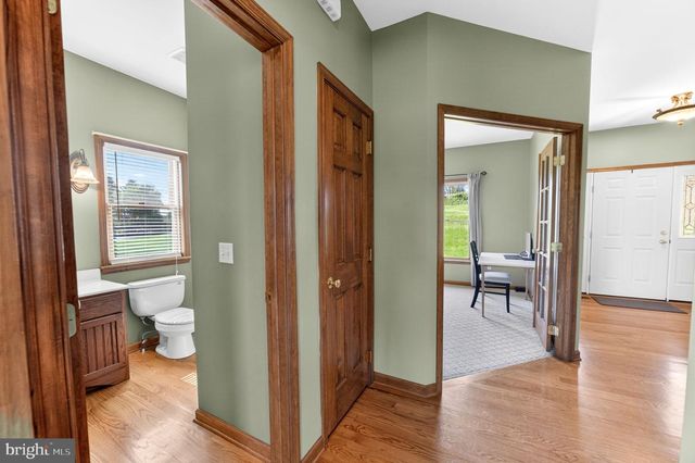 1044 LONG LANE RD, Kutztown, PA 19530