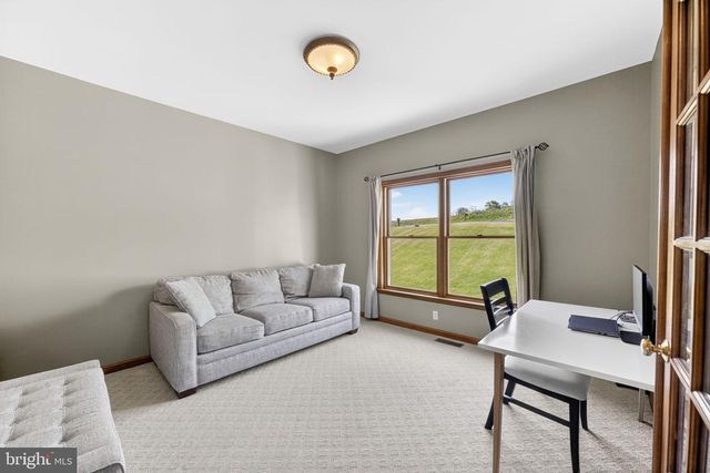 1044 LONG LANE RD, Kutztown, PA 19530
