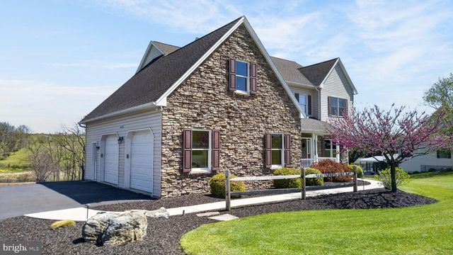 1044 LONG LANE RD, Kutztown, PA 19530