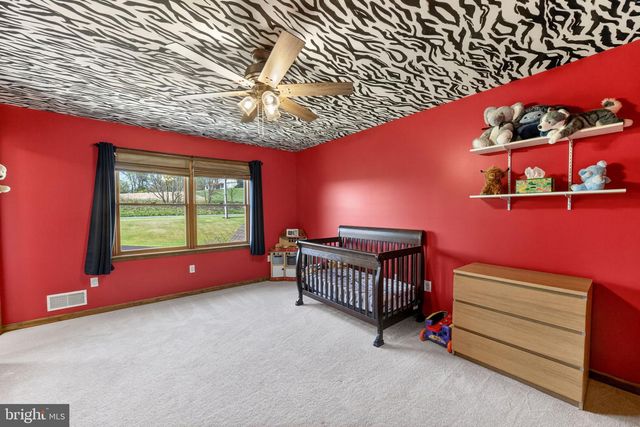 1044 LONG LANE RD, Kutztown, PA 19530