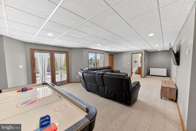 1044 LONG LANE RD, Kutztown, PA 19530