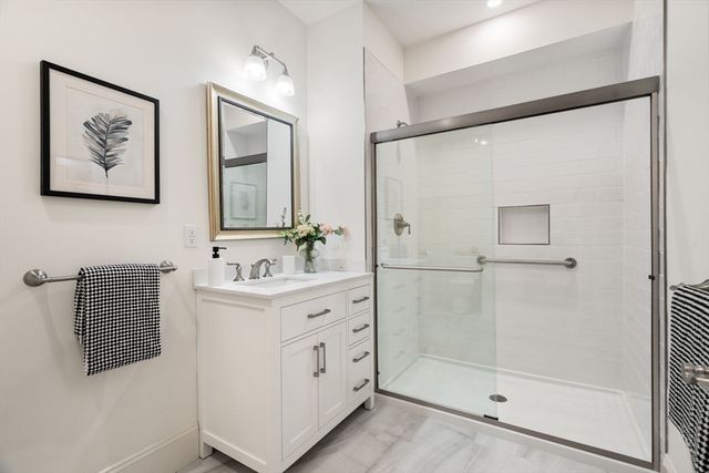 287 Langley Rd 43, Newton, MA 02459