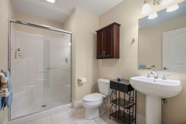 287 Langley Rd 43, Newton, MA 02459