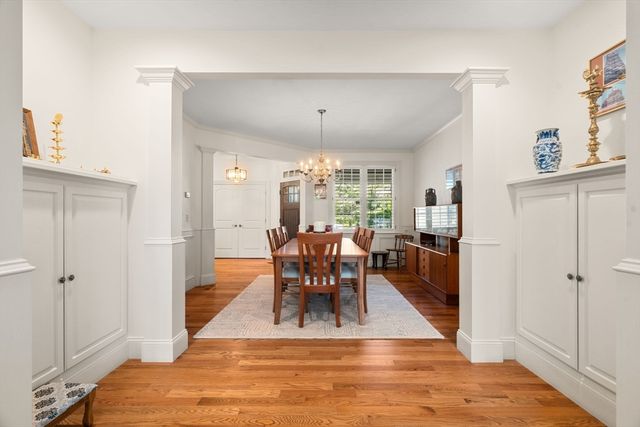 287 Langley Rd 43, Newton, MA 02459
