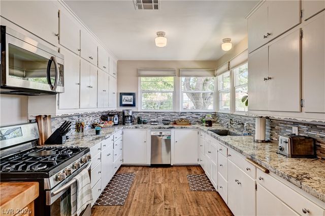 438 Birch Street, Boulder City, NV 89005