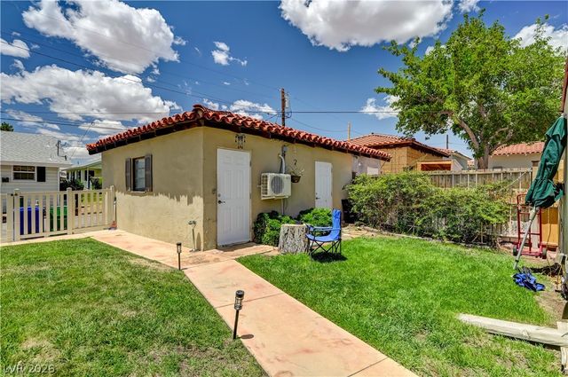 438 Birch Street, Boulder City, NV 89005