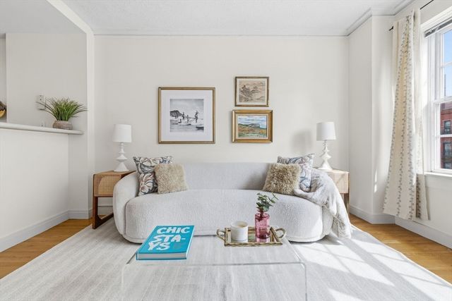 534 Beacon St 403, Boston, MA 02215