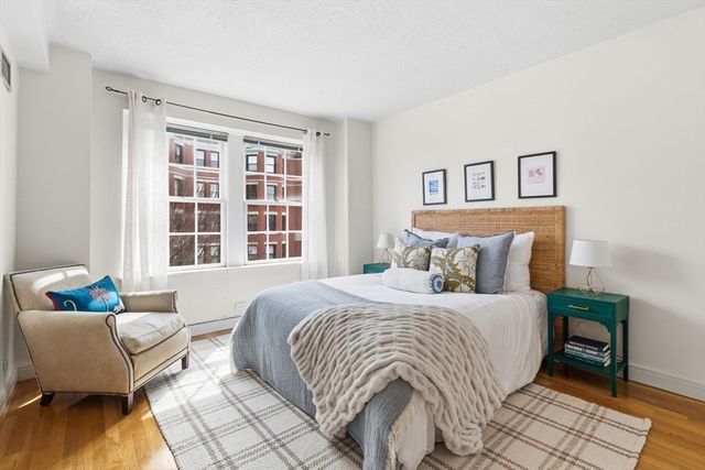 534 Beacon St 403, Boston, MA 02215