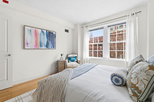 534 Beacon St 403, Boston, MA 02215