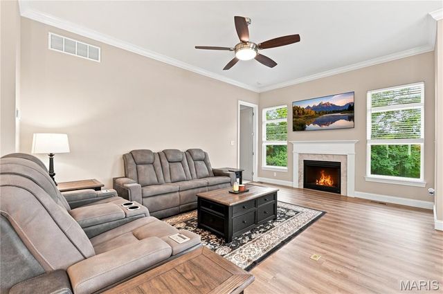 201 Keaton Woods Drive, St Charles, MO 63368
