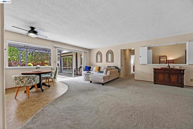 1926 Neptune Rd, Livermore, CA 94550