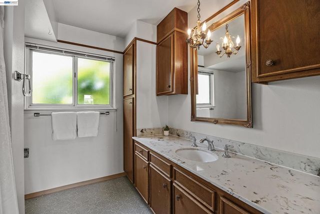 1926 Neptune Rd, Livermore, CA 94550