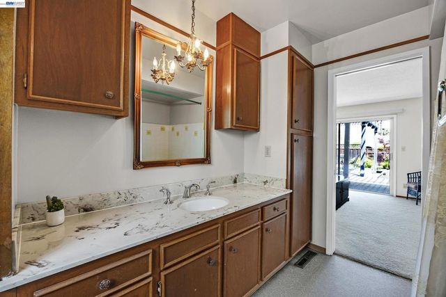 1926 Neptune Rd, Livermore, CA 94550