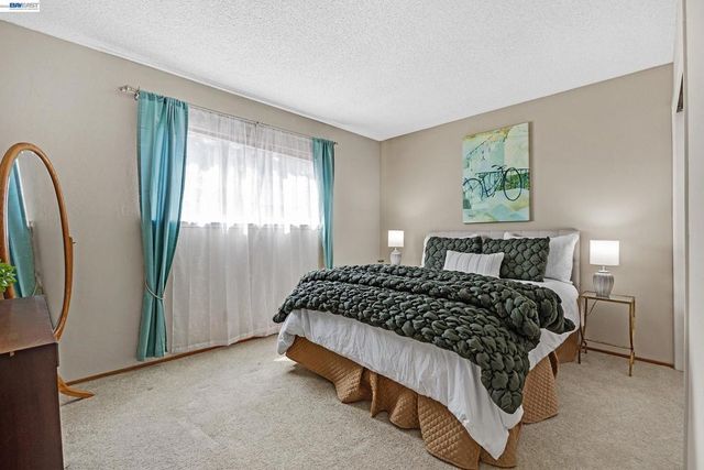 1926 Neptune Rd, Livermore, CA 94550