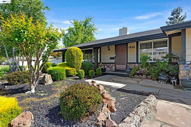 1926 Neptune Rd, Livermore, CA 94550