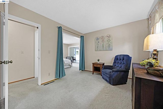 1926 Neptune Rd, Livermore, CA 94550