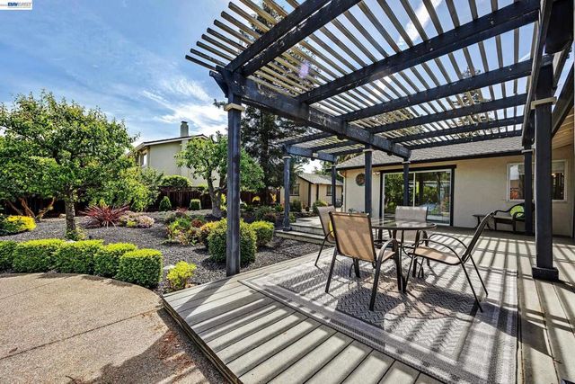 1926 Neptune Rd, Livermore, CA 94550